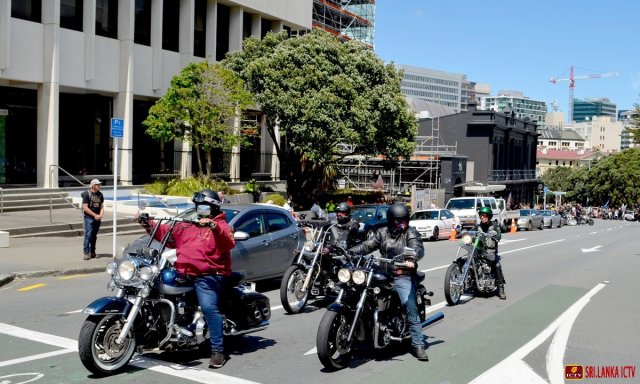 NZ protest convoy jams streets near parliament